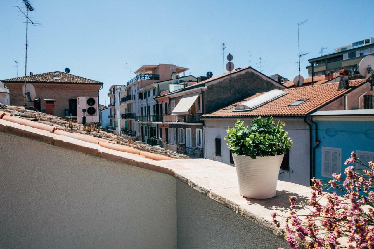 B&B Domar Civitanova Marche Exterior foto